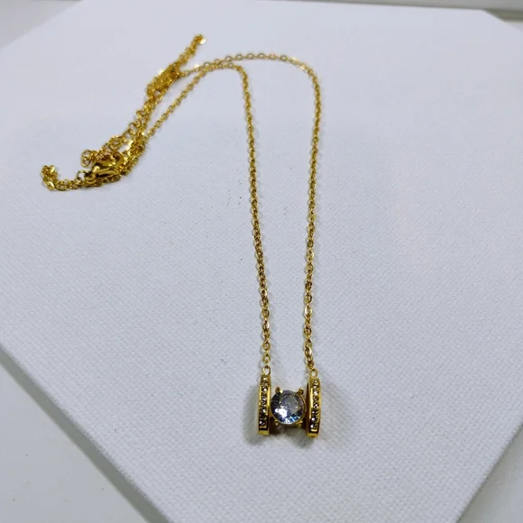 New Elegant Gold Necklace Stainless Steel with Crystal Pendant - Picture 4 of 8